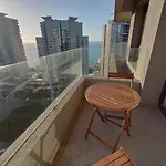 Departamento Comodo Y Con Hermosa Vista, Piscina 1703A
