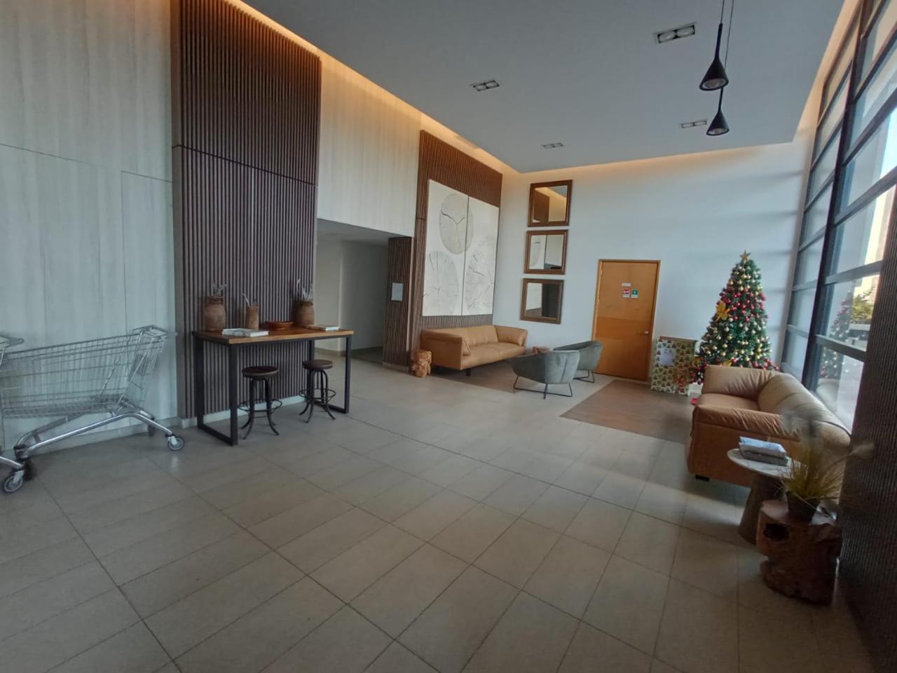 Departamento Comodo Y Con Hermosa Vista, Piscina 1703a * Concón